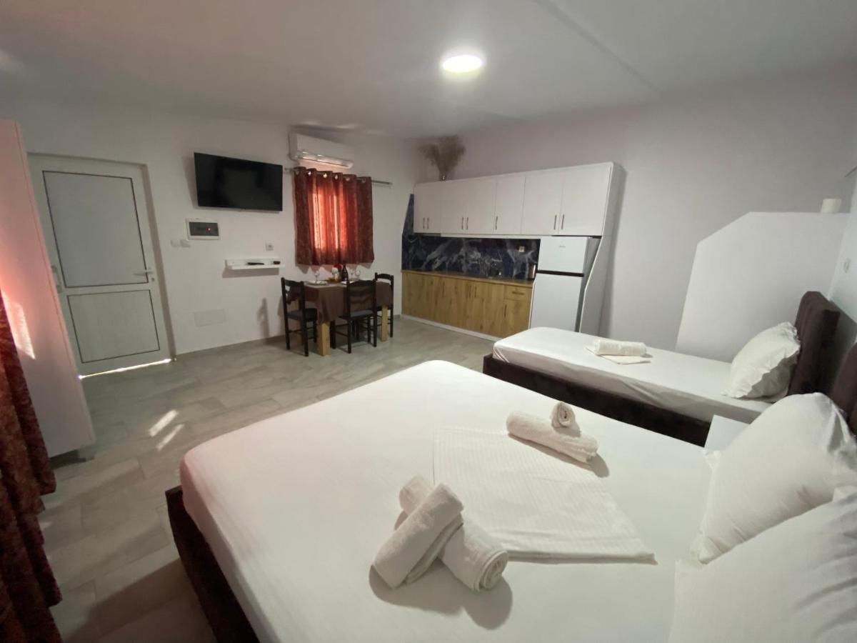 Full Moon Apartments Ksamil Eksteriør billede