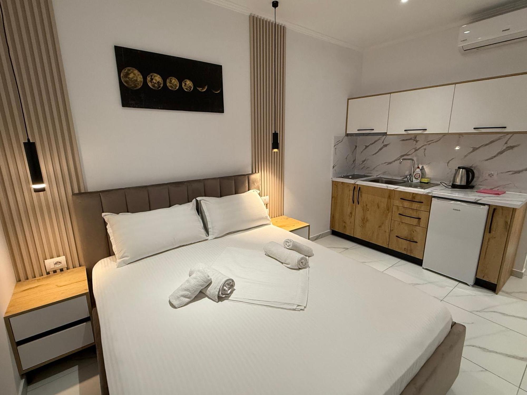 Full Moon Apartments Ksamil Eksteriør billede
